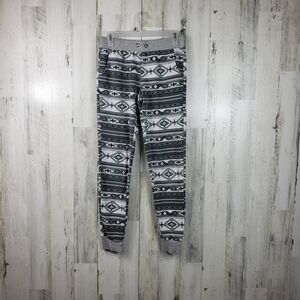 3/$15 Rue21 aztec gray, white and green joggers with pockets women's size small
